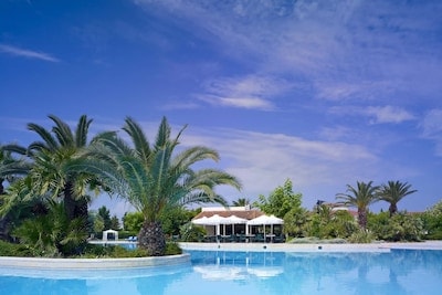 Fausta (Bost) – Theatre